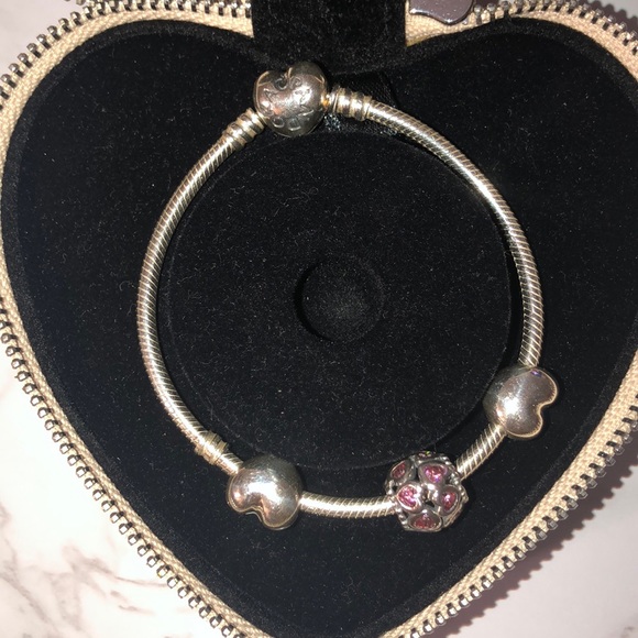 NEW! Retired Pandora Valentine Bracelet Gift Set - Picture 6 of 8